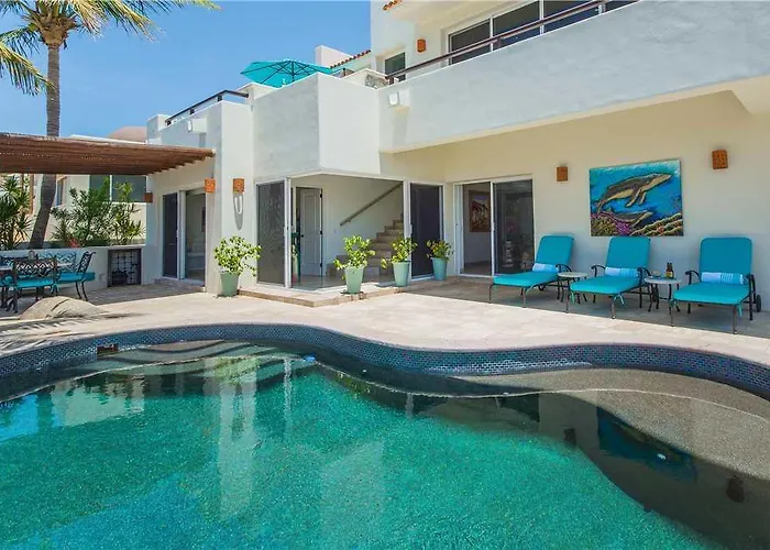 Saltwater Pool Private Villa With Ocean Views And Resort Access